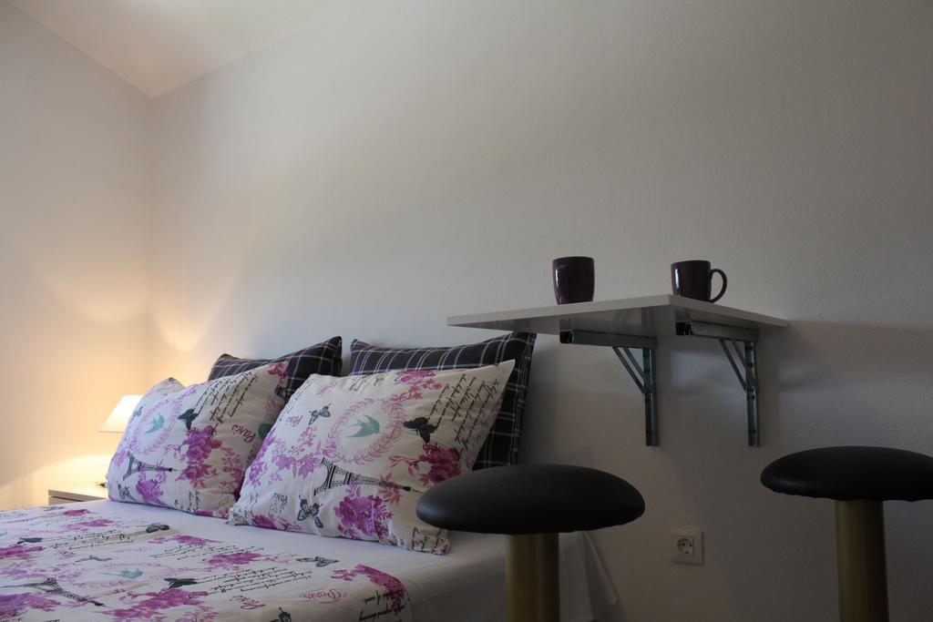 Apartments Bellator Šilo Exteriör bild